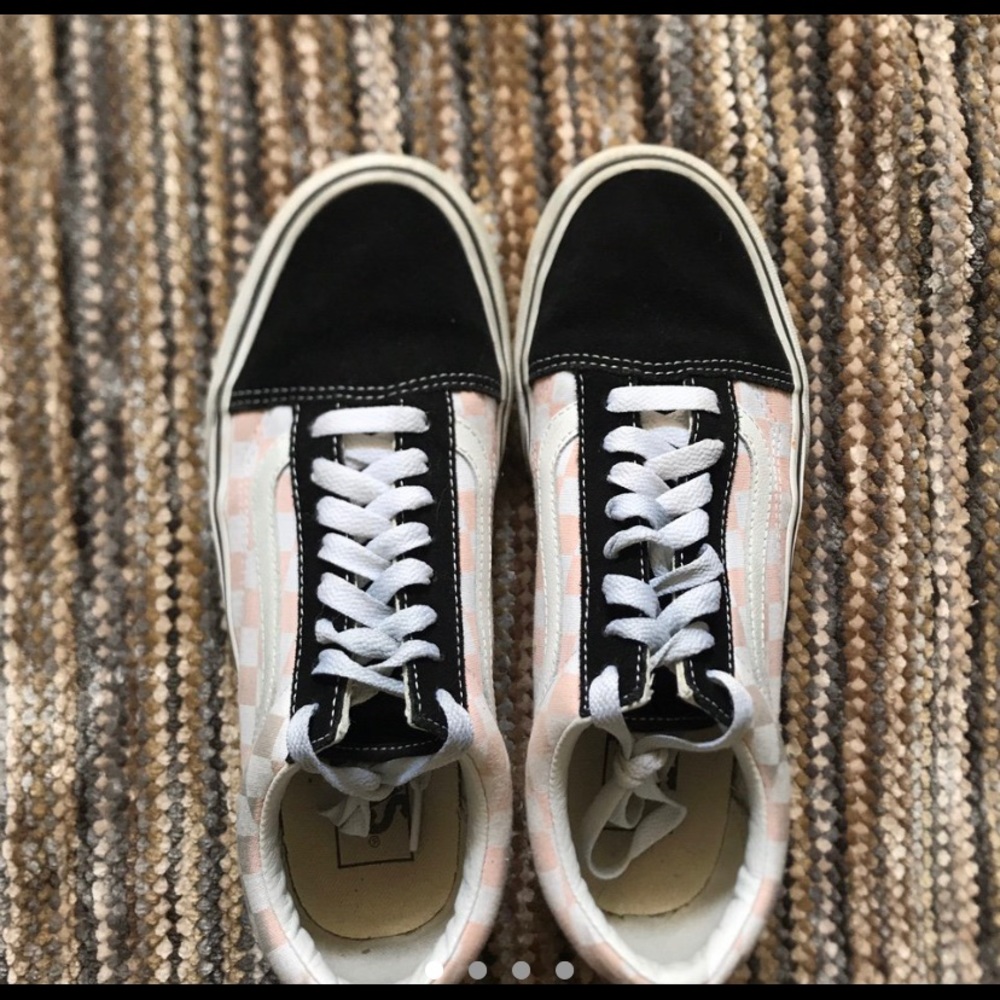 Checker Platform Vans Size 8